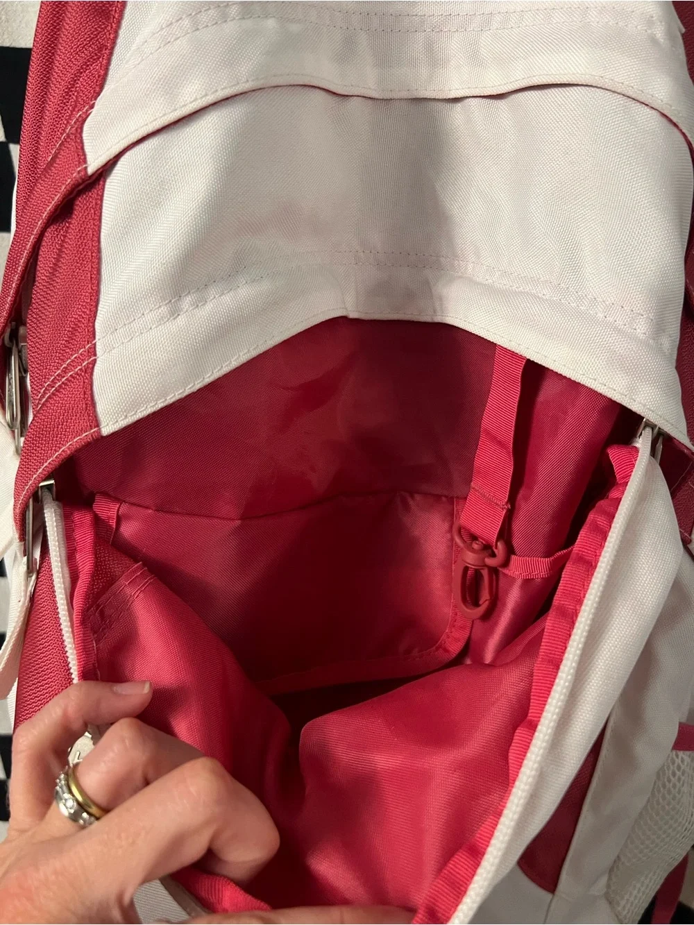 Jansport white pink